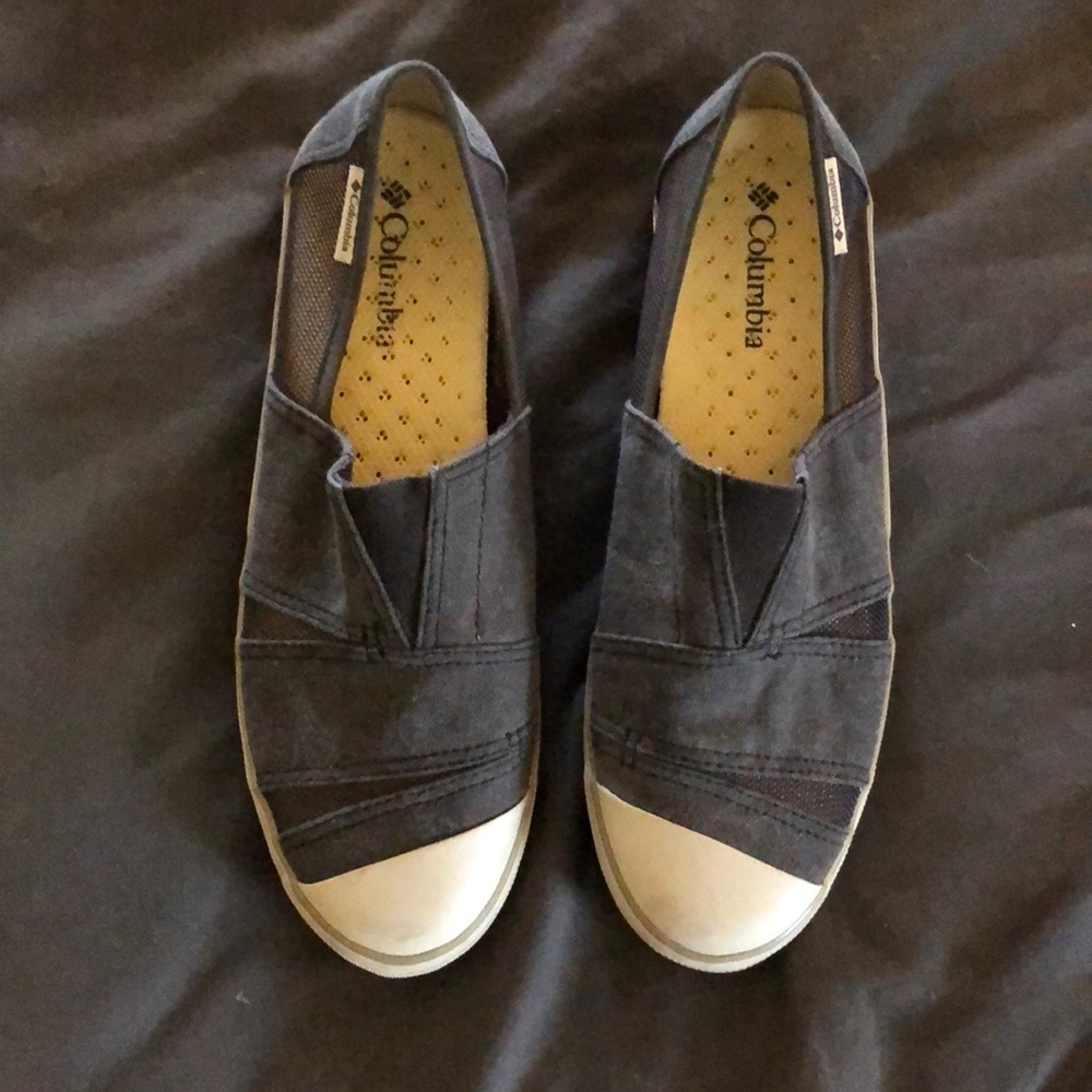 Slip on Columbia shoe